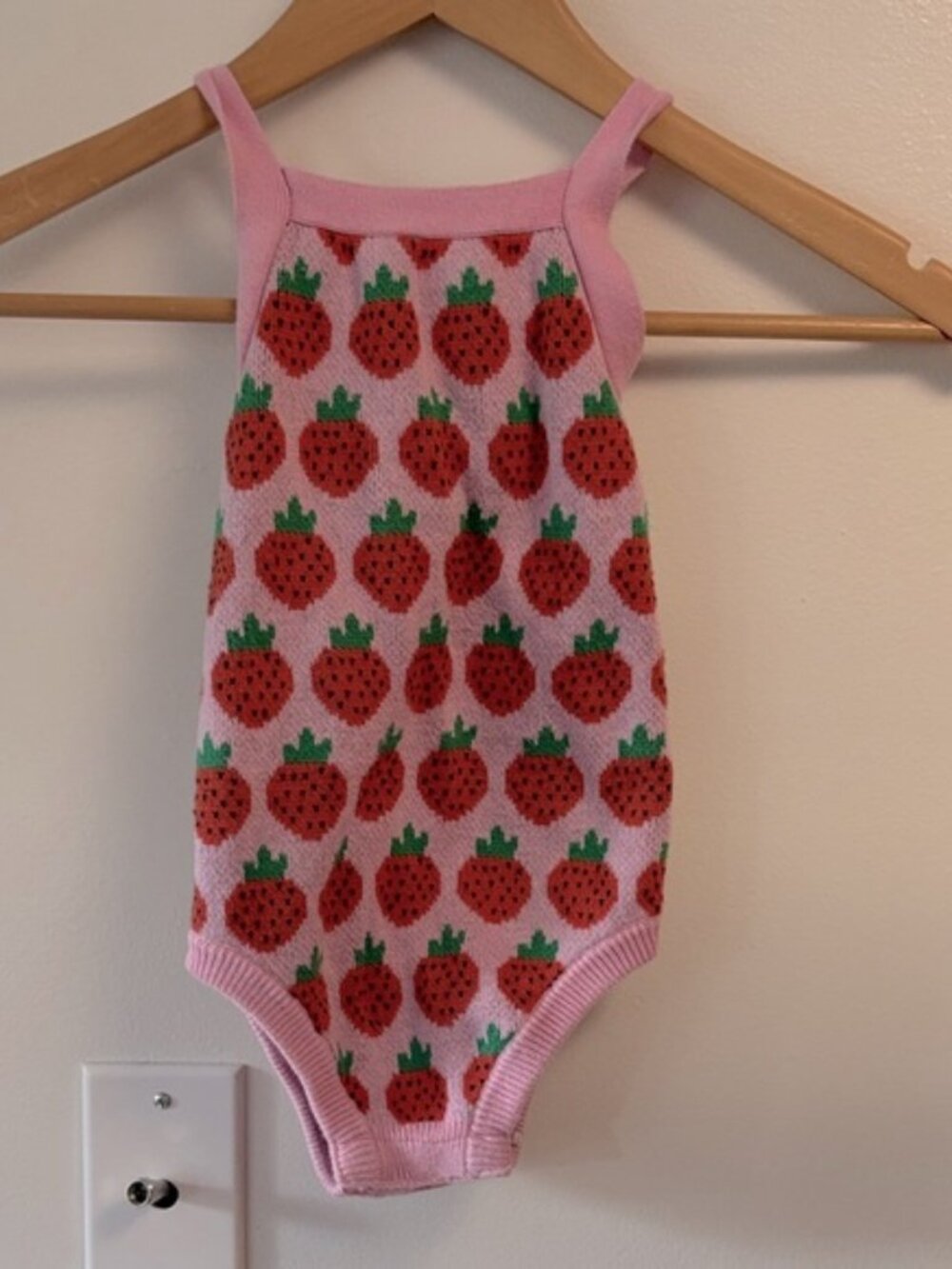 Hanna Andersson sz 2T sweater knit Pink Strawberry sleeveless bodysuit